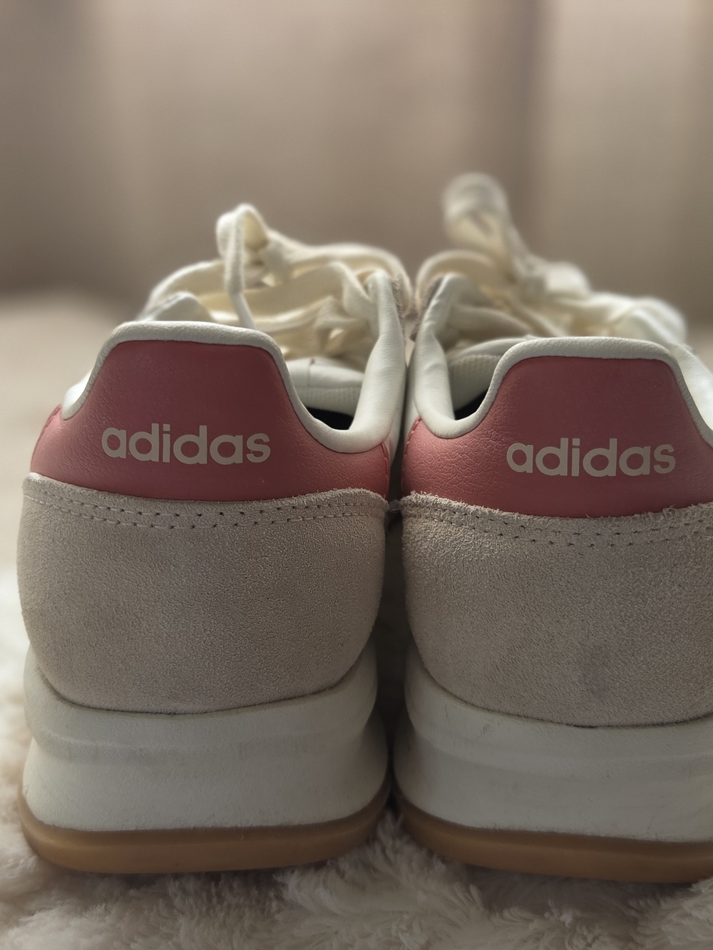 Adidas Women's White & Pink Cloudfoam Run 70's - Picture 2 of 5